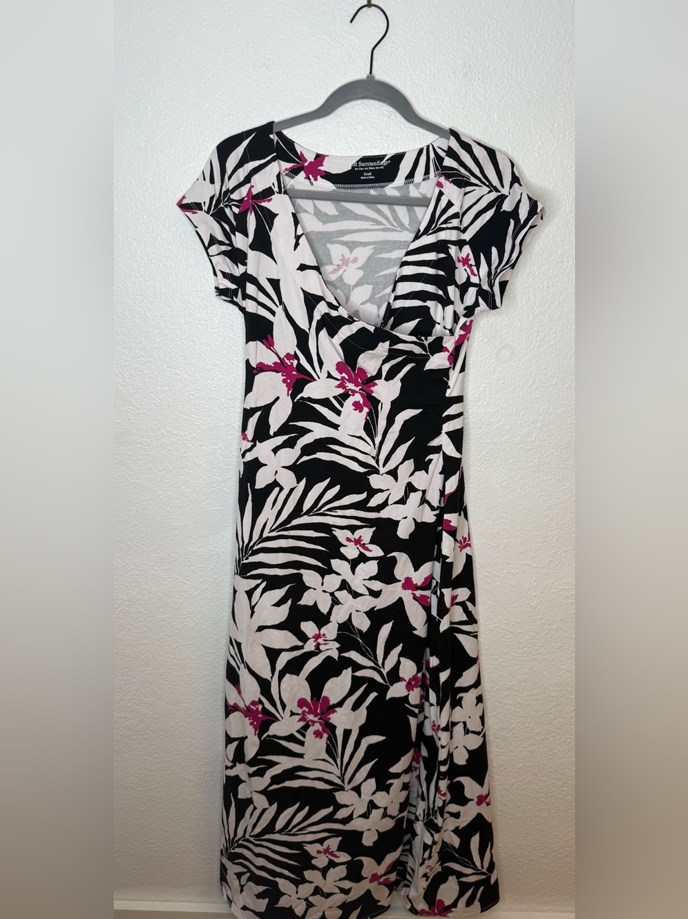 Soft Surroundings Tropical Floral Faux Wrap Maxi Dress Black Pink Small NWT - Picture 2 of 14